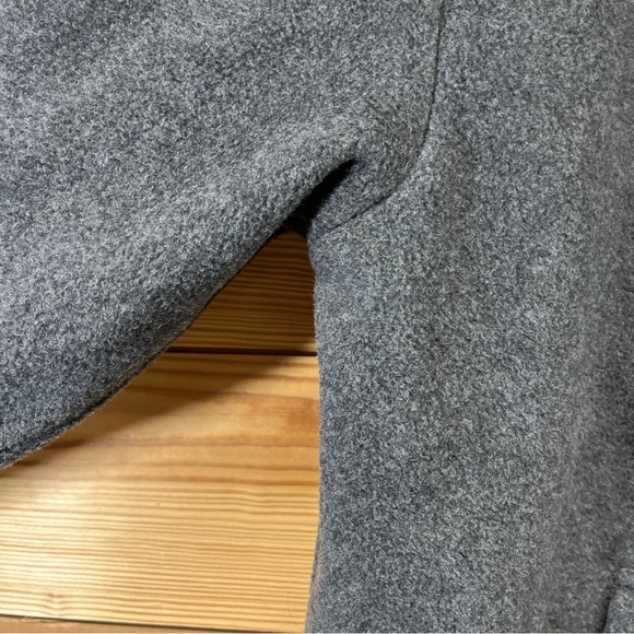 Disney Mickey Mouse Fleece Pullover XL Hoodie Embroidered Kangaroo Pouch B87 - Picture 8 of 11